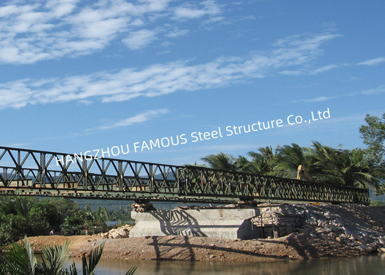 CHINA Vorfabrizierte Bailey-Stahlbrücke für Wasserwirtschafts-Projekt-tragbare Baustahl-Brücke mit Unterstützungspiers fournisseur